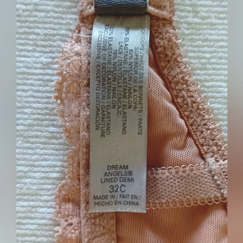 Victoria's Secret Dream Angels Lined Demi Bra, 32C - Picture 12 of 12